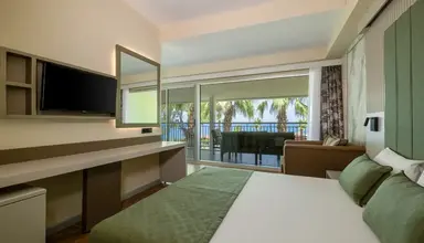 Crystal Flora Beach Resort