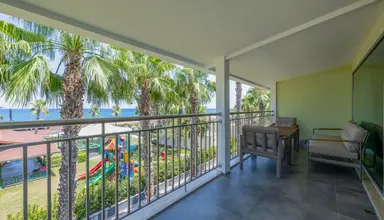Crystal Flora Beach Resort