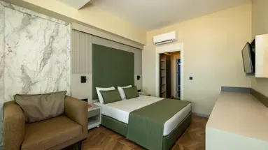 Crystal Flora Beach Resort