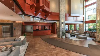 Crystal Lodge