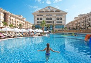 Crystal Palace Luxury Resort & Spa