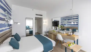 Crystal Springs Beach