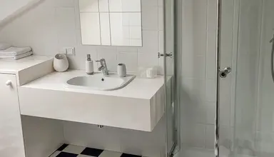 Crystal Suites Old Town