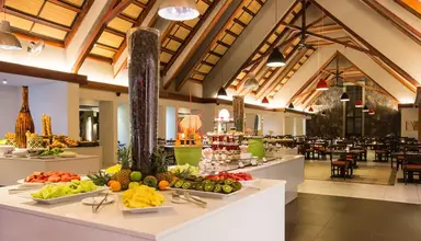 Crystals Beach Resort Belle Mare