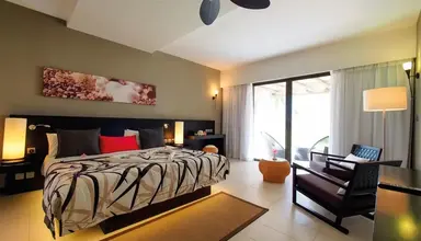 Crystals Beach Resort Belle Mare