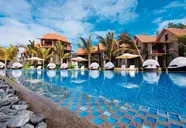 Crystals Beach Resort Belle Mare