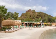 D Maris Bay 
