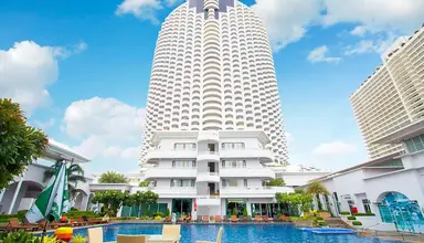 D Varee Jomtien Beach