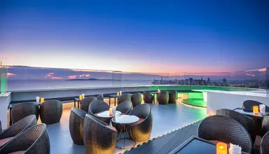 D Varee Jomtien Beach