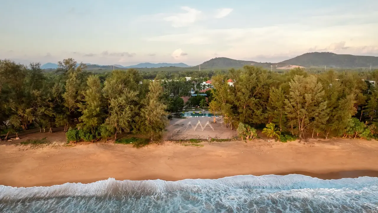D Varee Mai Khao Beach Resort