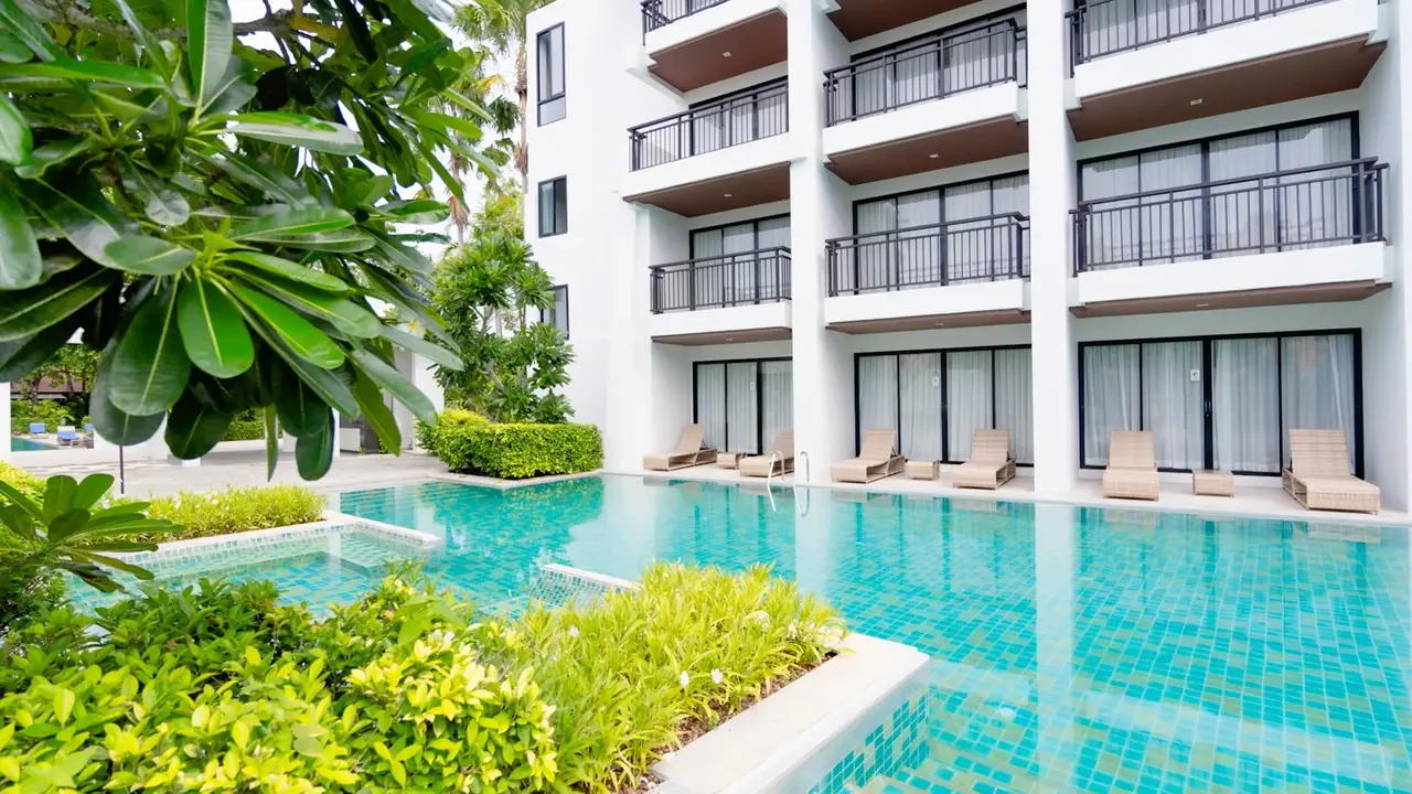 D Varee Mai Khao Beach Resort