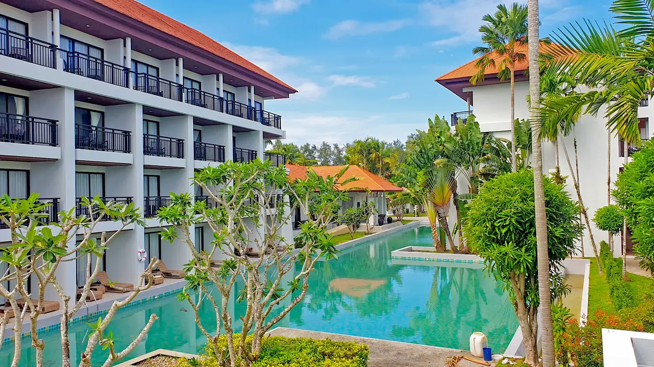 D Varee Mai Khao Beach Resort