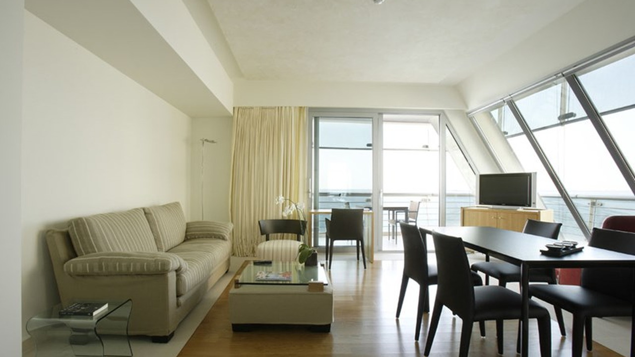 Daios Luxury Living