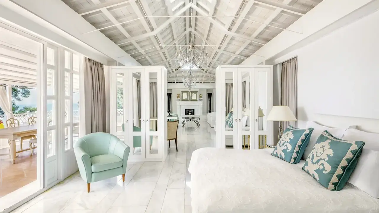 Danai Beach Resort & Villas