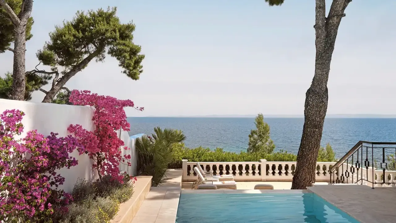 Danai Beach Resort & Villas