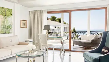 Danai Beach Resort & Villas