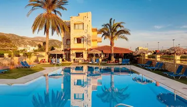 Danelis Studios & Apartments