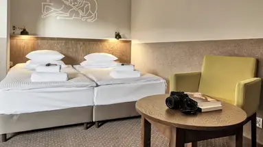 Daniel Griffin Aparthotel