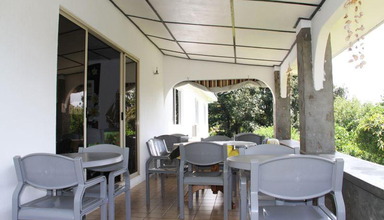 Daniella's Bungalows
