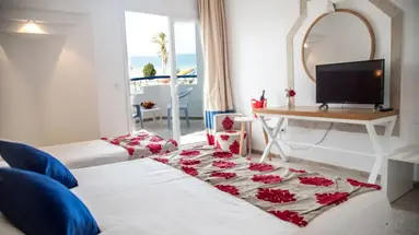 Daphne Club Skanes Beach