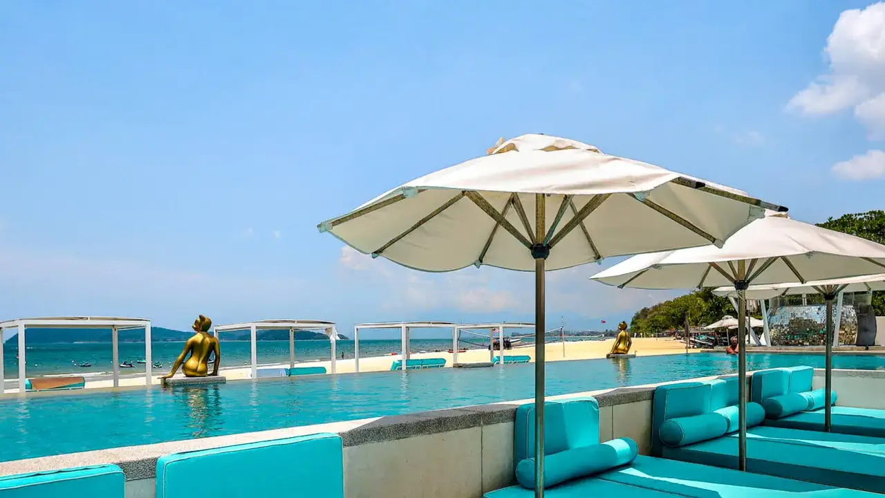 Dash Resort