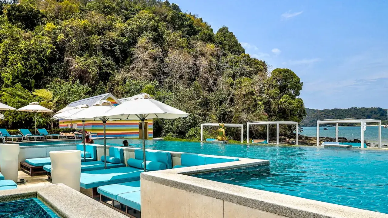 Dash Resort