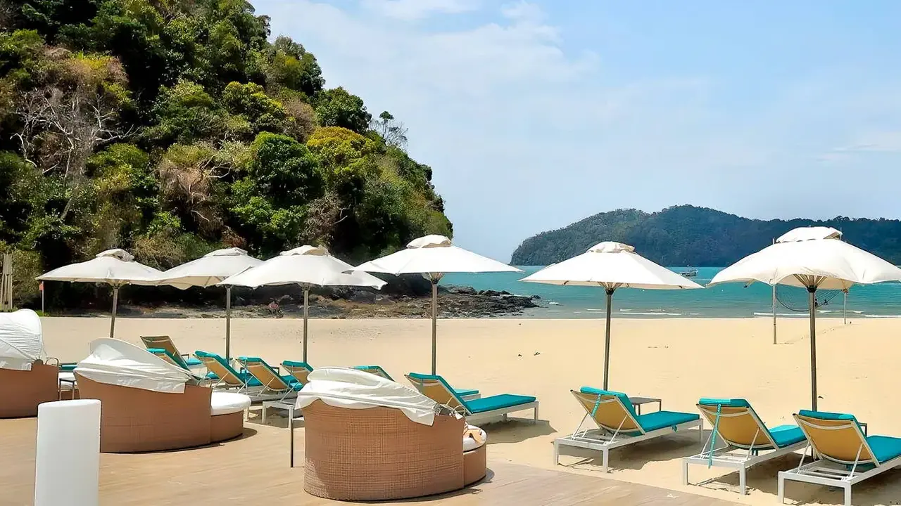 Dash Resort
