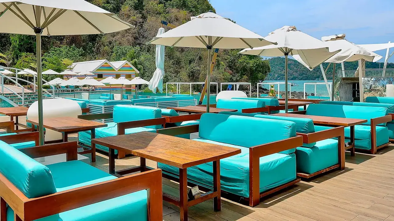 Dash Resort