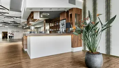 DB Hotel