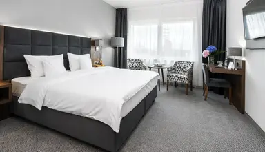 DB Hotel