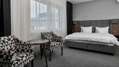 DB Hotel