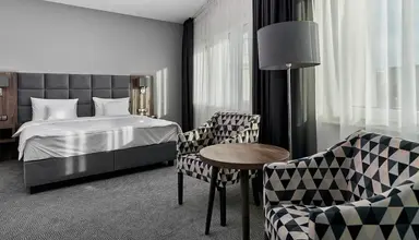 DB Hotel
