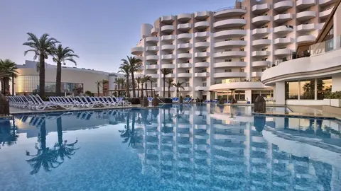 Hotel db San Antonio & Spa