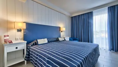 db Seabank Resort & Spa