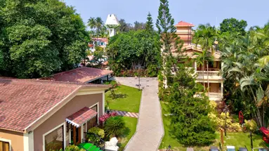De Mandarin Beach Resort Suites & Villas