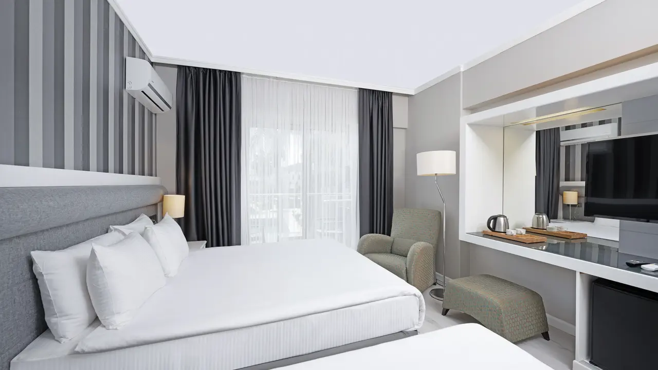 Dedeman Kemer Resort (ex. Club Jovia Kemer)