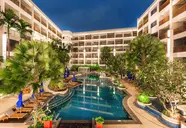 Deevana Plaza Patong Resort