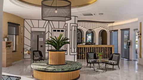 Hotel Delfina Boutique