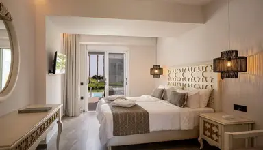Delfina Tropic Beach