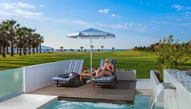 Delfina Tropic Beach