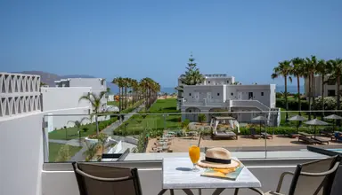 Delfina Tropic Beach