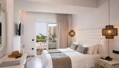 Delfina Tropic Beach