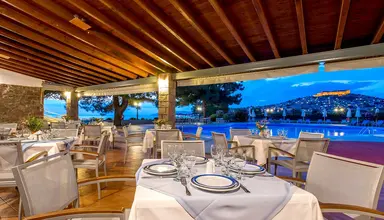 Delfinia Beach and Bungalows