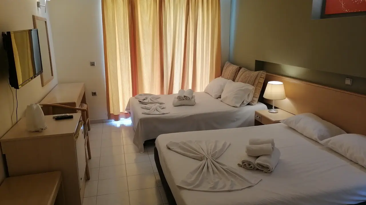 Delfinia Resort
