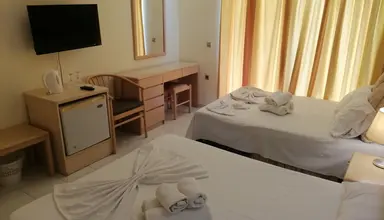 Delfinia Resort