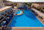Delfinia Resort 