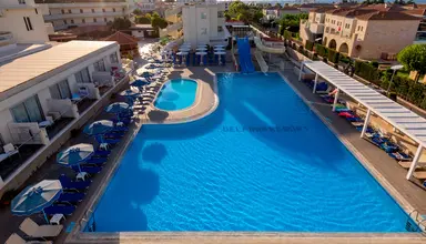 Delfinia Resort 