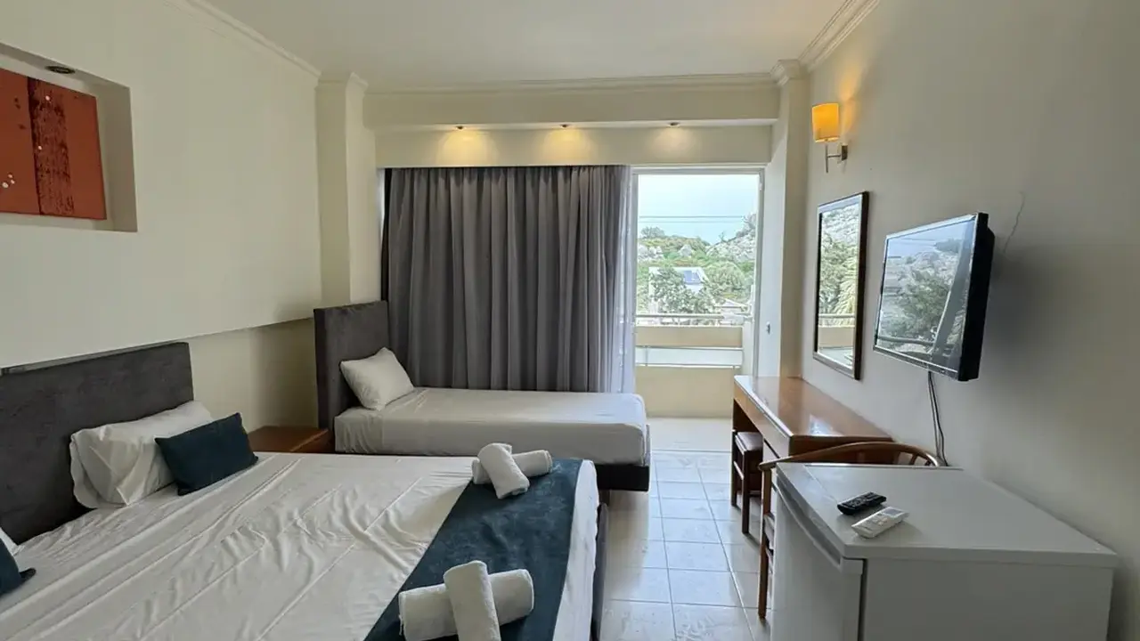 Delfinia Resort