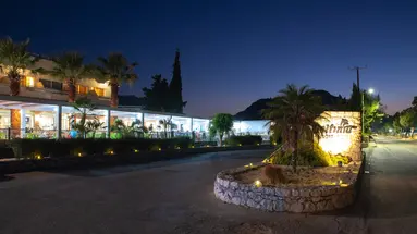 Delfinia Resort 