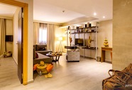 Dellarosa Suites & Spa